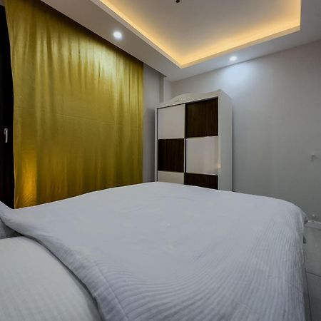 Tunc Suite Luxury House Aksu  Bagian luar foto